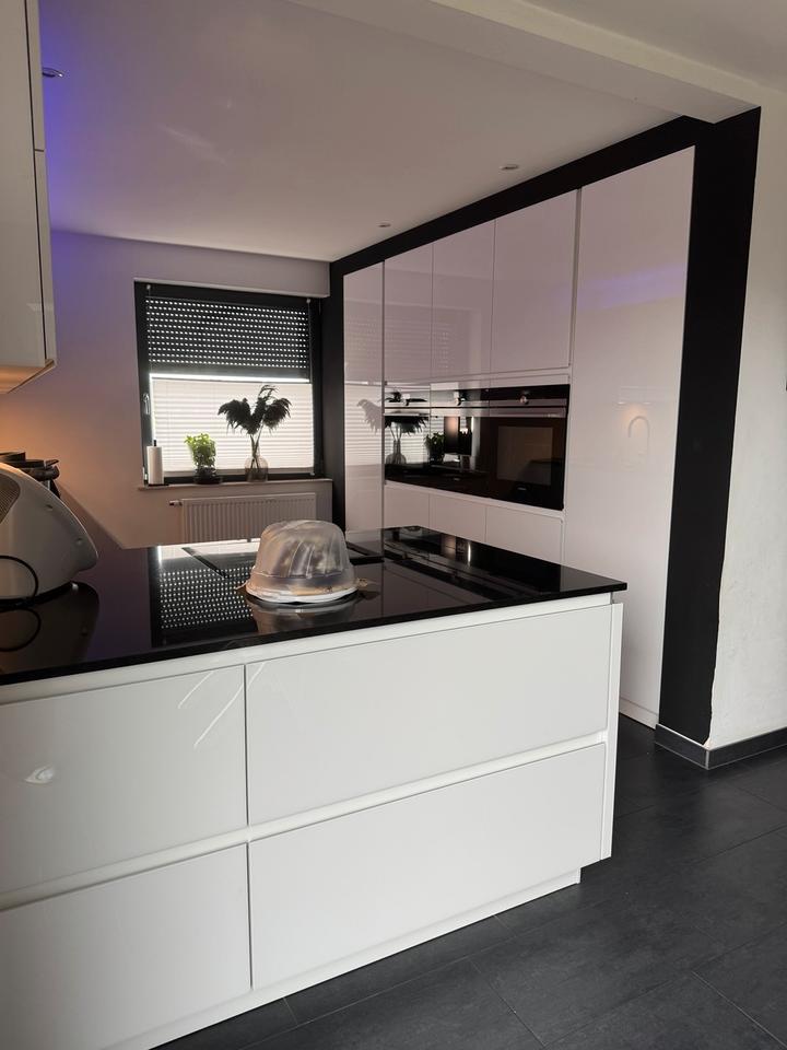 4- Zimmer-Wohnung mit ca. 150 m² Wohnfläche