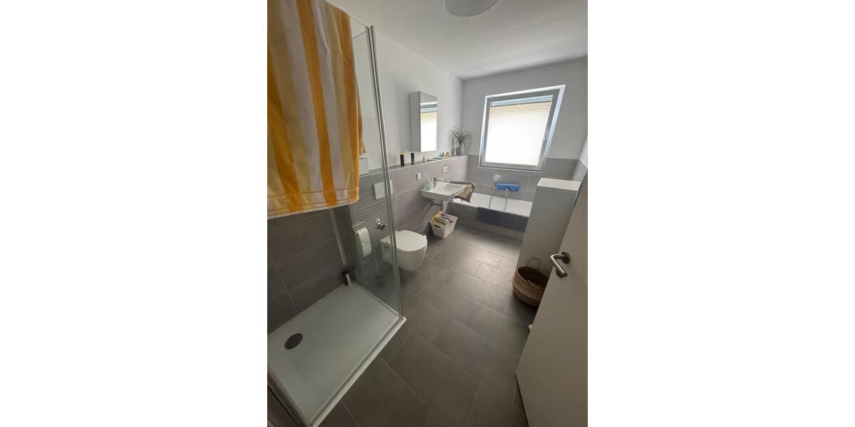 Reihenhaus Bad Endbach - 6 Zimmer, 128 m&sup2;, 1.350&euro; | Angebot:26383123