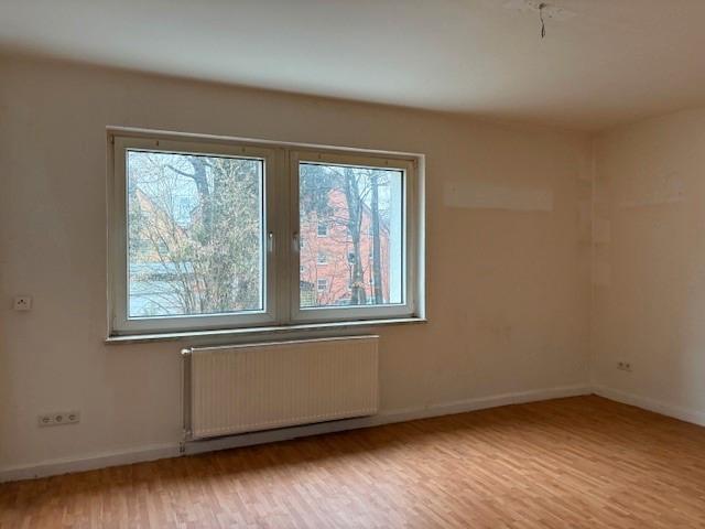 Erdgeschoßwohnung Burscheid - 3 Zimmer, 63 m&sup2;, 484&euro; | Angebot:25230744