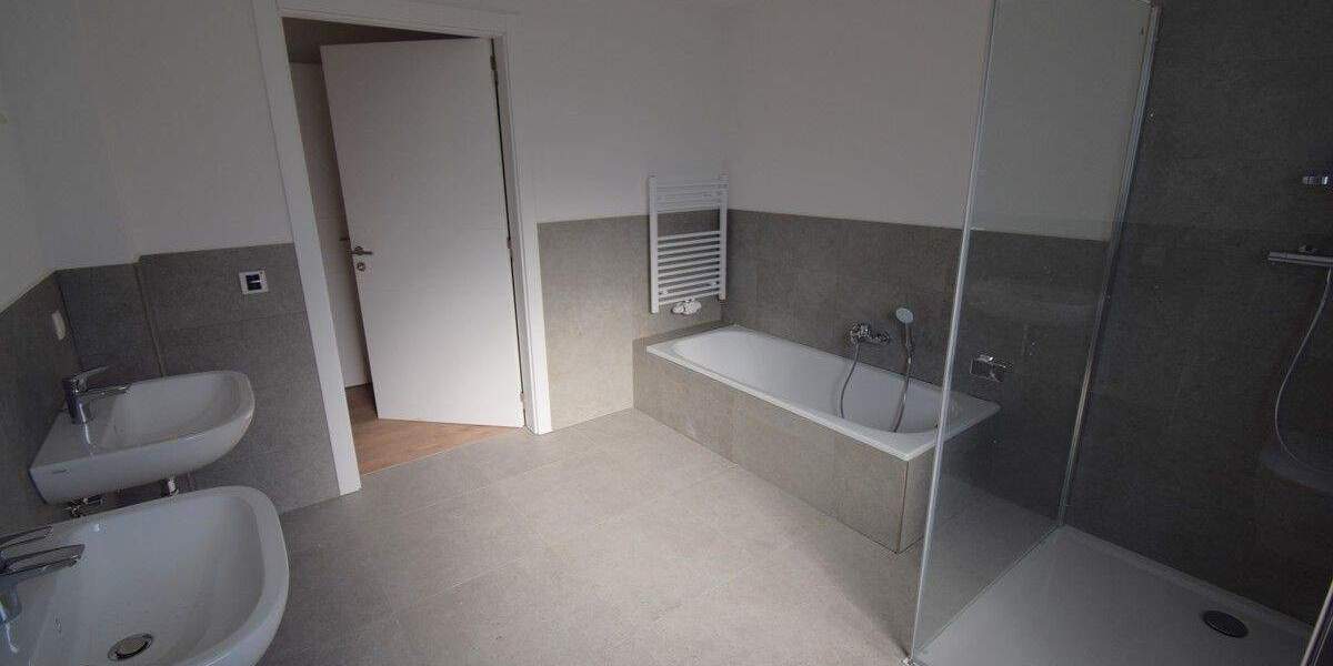 Etagenwohnung Geestland-Langen Langen - 4 Zimmer, 127 m&sup2;, 1.260&euro; | Angebot:25773013