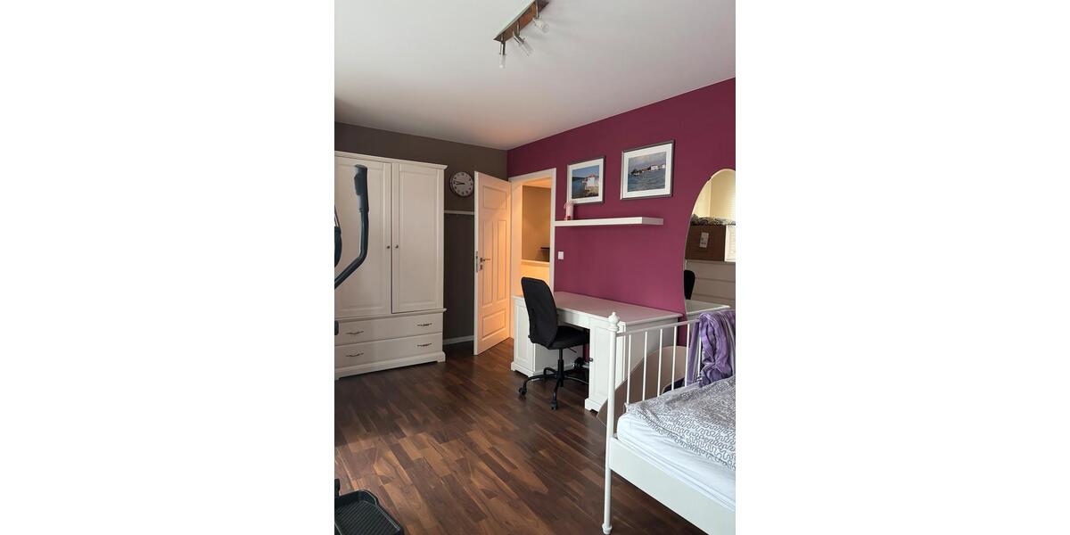 Wohnen auf Zeit Soest - 10 Zimmer, 180 m&sup2;, 400&euro; | Angebot:25136840
