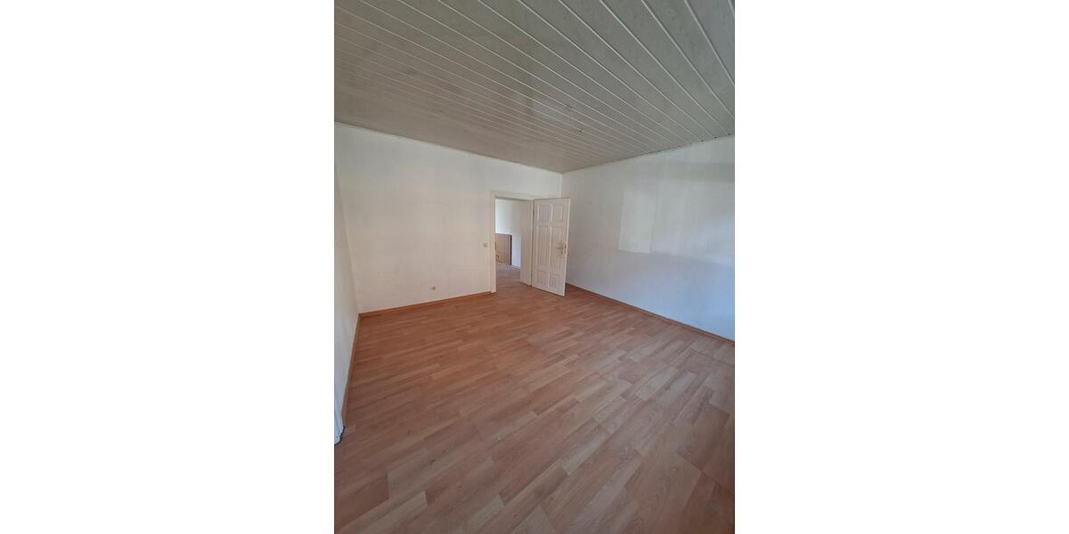 Erdgeschoßwohnung Bernburg (Saale) - 1 Zimmer, 40 m&sup2;, 474&euro; | Angebot:25784780