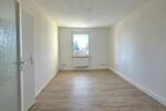 Etagenwohnung Lauta - 2 Zimmer, 47 m&sup2;, 300&euro; | Angebot:25839941