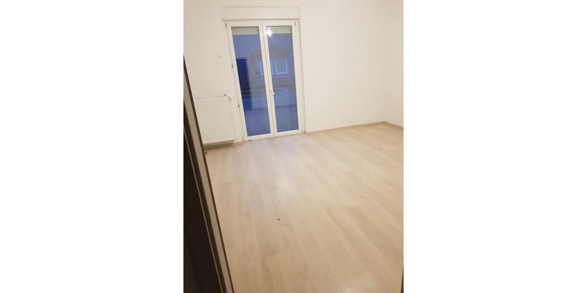 Etagenwohnung Pforzheim - 3 Zimmer, 78 m&sup2;, 790&euro; | Angebot:25173167