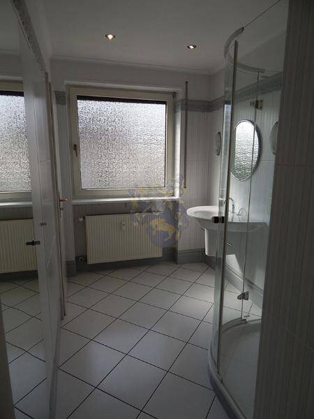 Großzügige 4-Zimmer-Wohnung mit Balkon & Garage in Trier-Pfalzel - Ruhig & zentral wohnen