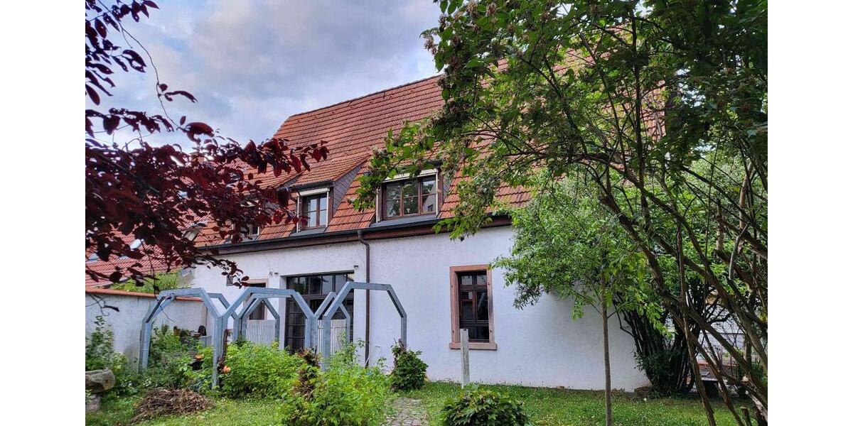 Wohnen auf Zeit Schwetzingen - 7 Zimmer, 216 m&sup2;, 310&euro; | Angebot:25144104