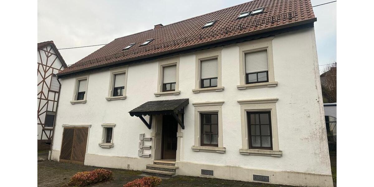 Dachgeschoßwohnung Oberthal - 3 Zimmer, 103 m&sup2;, 800&euro; | Angebot:26232578