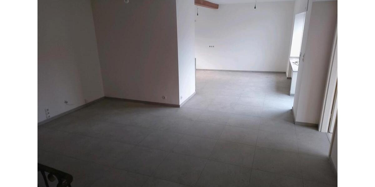 Reihenhaus Linnich - 5 Zimmer, 150 m&sup2;, 1.300&euro; | Angebot:25048638