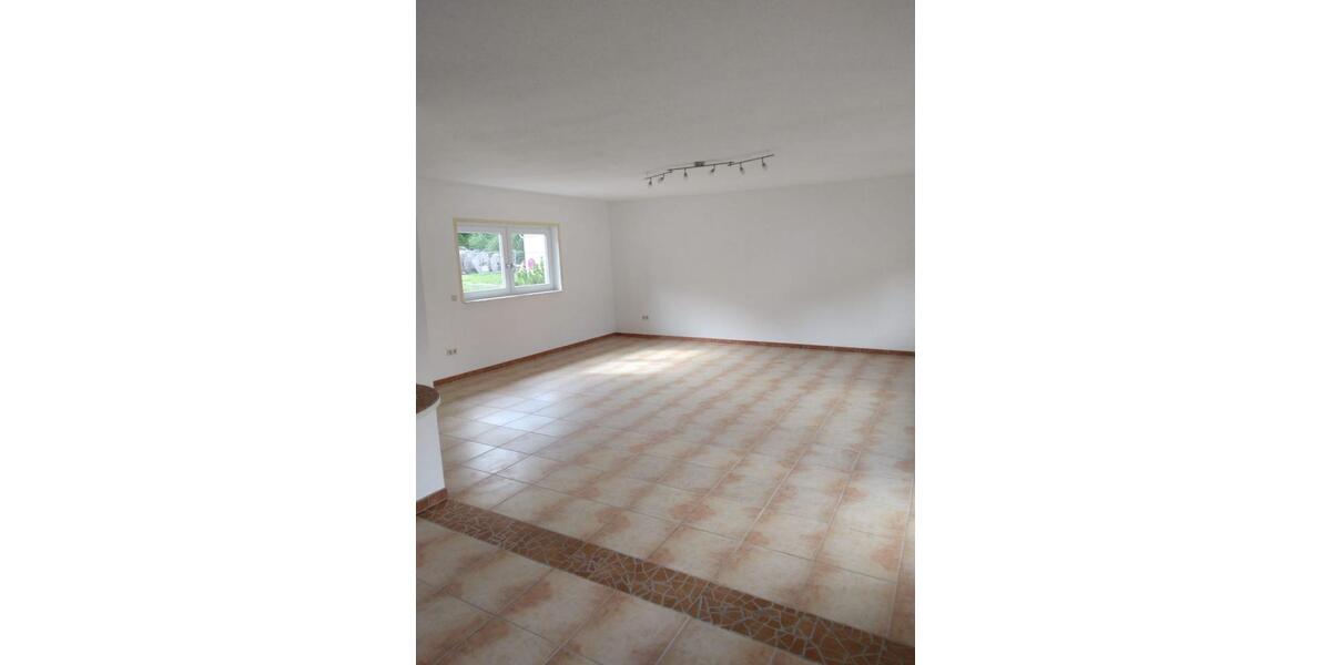 Haus zum mieten in Hochspeyer . Neue Preis 3 zimmer