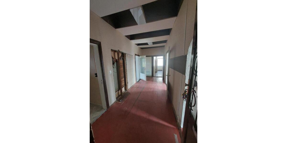 Etagenwohnung Altenburg - 5 Zimmer, 120 m&sup2;, 800&euro; | Angebot:25717623