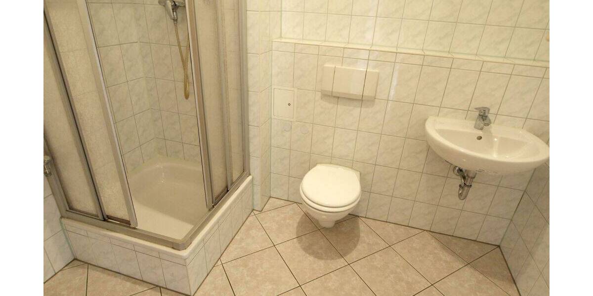 Etagenwohnung Frankenberg - 2 Zimmer, 51 m&sup2;, 320&euro; | Angebot:26570581