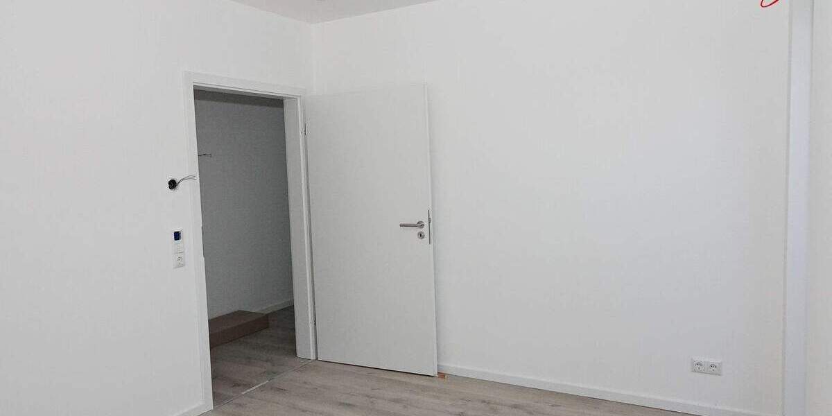 Etagenwohnung Esens - 3 Zimmer, 90 m&sup2;, 990&euro; | Angebot:24790988