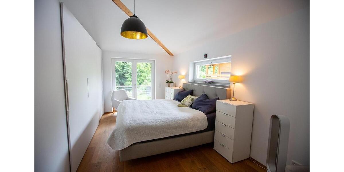 Doppelhaushälfte Wörthsee - 5 Zimmer, 174 m&sup2;, 3.290&euro; | Angebot:25416268