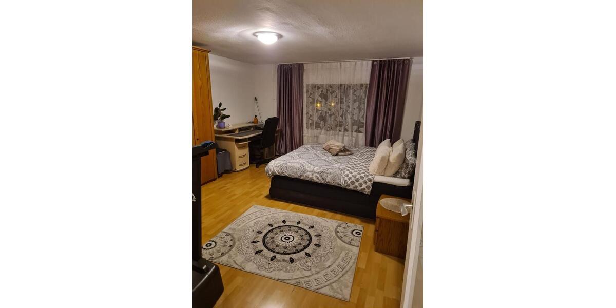 Erdgeschoßwohnung Pforzheim Brötzingen - 4 Zimmer, 90 m&sup2;, 1.300&euro; | Angebot:24840628