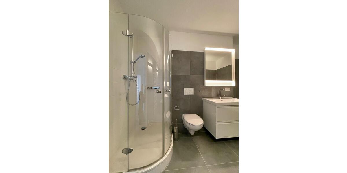 Wohnen auf Zeit Frankfurt am Main Unterliederbach - 5 Zimmer, 18 m&sup2;, 610&euro; | Angebot:26691542