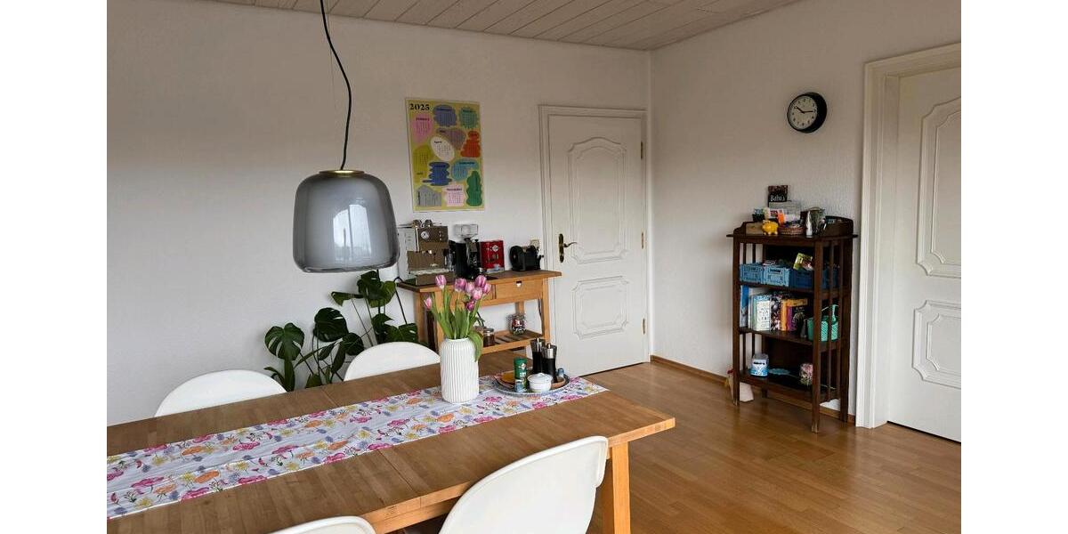 Dachgeschoßwohnung Homburg - 3 Zimmer, 89 m&sup2;, 910&euro; | Angebot:26578395