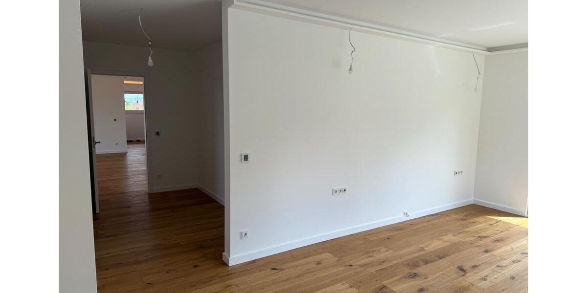 Einfamilienhaus Detmold - 6 Zimmer, 156 m&sup2;, 2.990&euro; | Angebot:26579723