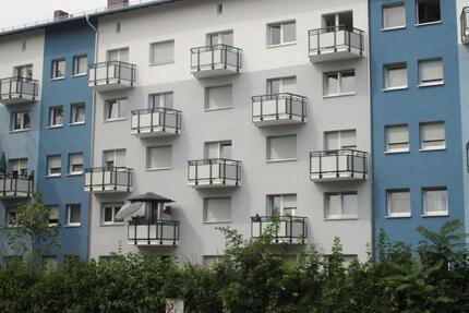 Jetzt zugreifen: Renovierte 2-Zimmer-Wohnung mit Balkon in Stadtnähe! zimmer