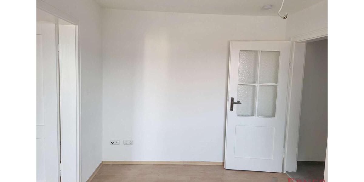 Etagenwohnung Zwiesel - 1 Zimmer, 34 m&sup2;, 280&euro; | Angebot:26132815