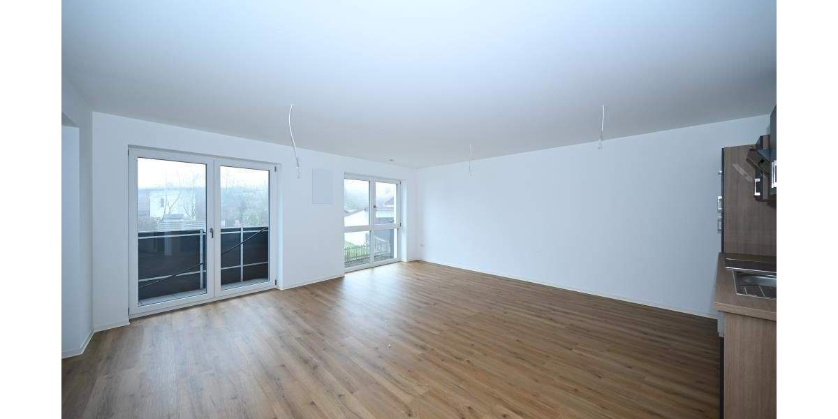 Etagenwohnung Seubersdorf - 4 Zimmer, 111 m&sup2;, 1.175&euro; | Angebot:24530574