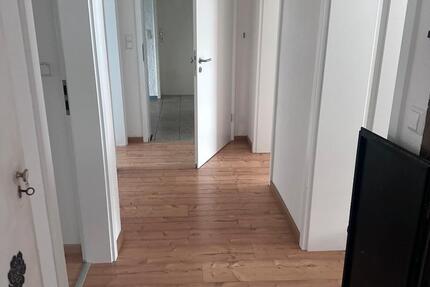 Wohnung Burladingen - 3 Zimmer, 65 m&sup2;, 750&euro; | Angebot:24688207