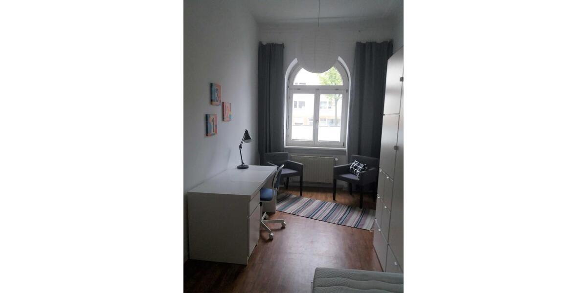 Wohnen auf Zeit Kassel Südstadt - 1 Zimmer, 13 m&sup2;, 270&euro; | Angebot:24846051