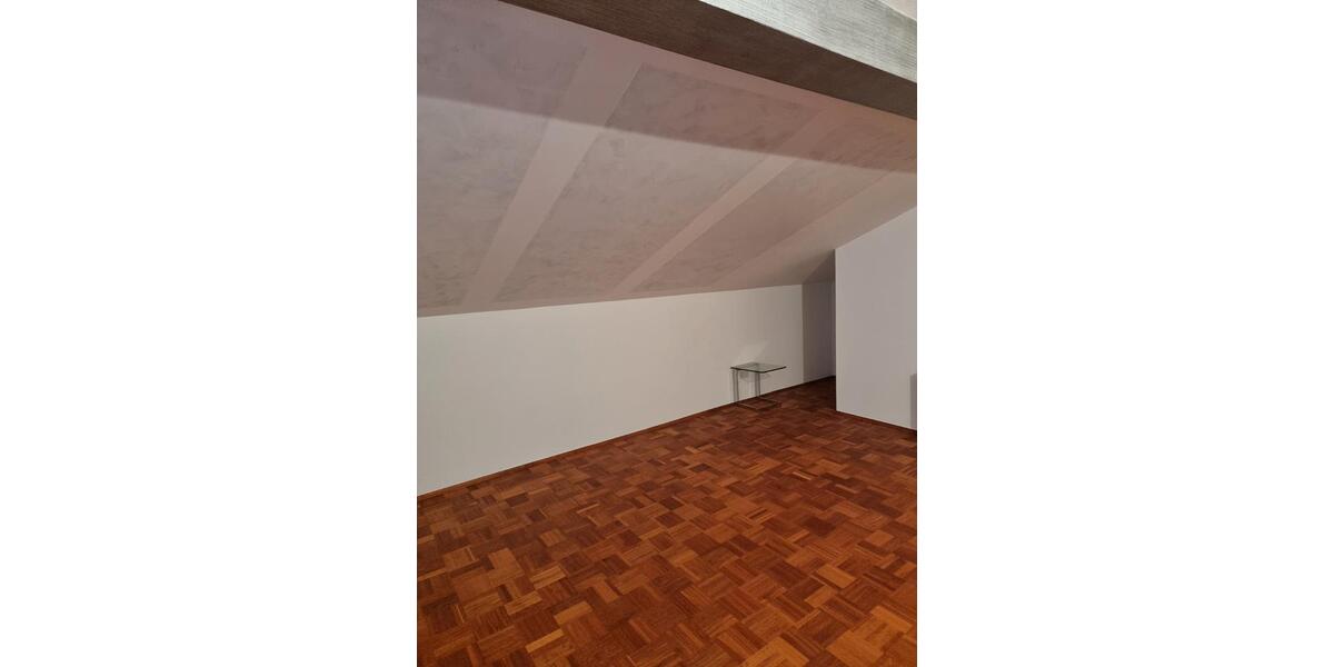 Mehrfamilienhaus, Wohnhaus Burghaun - 13 Zimmer, 400 m&sup2;, 2.100&euro; | Angebot:26554824