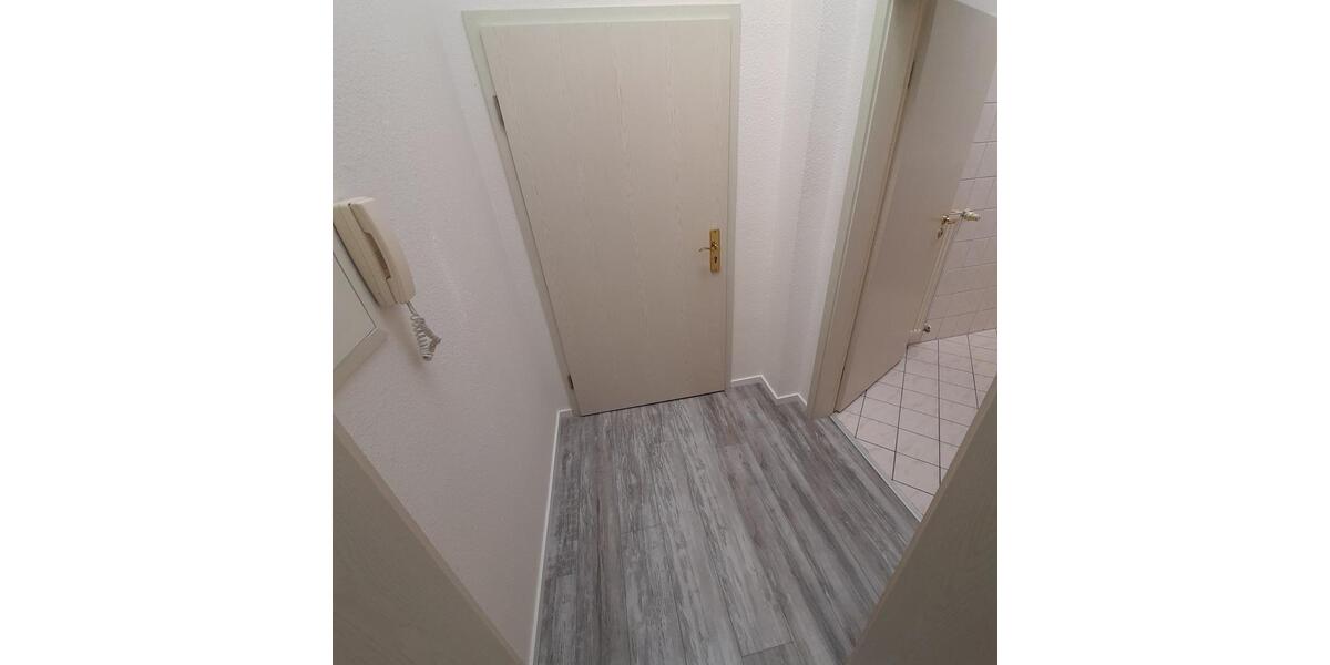 Dachgeschoßwohnung Magdeburg - 3 Zimmer, 105 m&sup2;, 700&euro; | Angebot:20606585