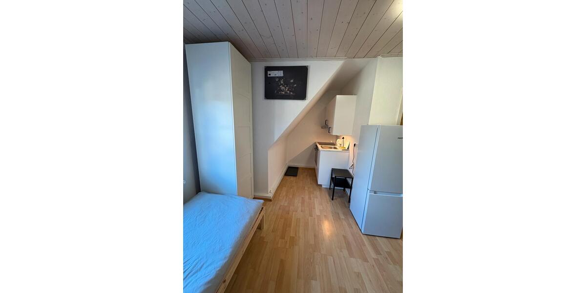 Wohnen auf Zeit Sindelfingen Darmsheim - 20 Zimmer, 400 m&sup2;, 25&euro; | Angebot:19911746