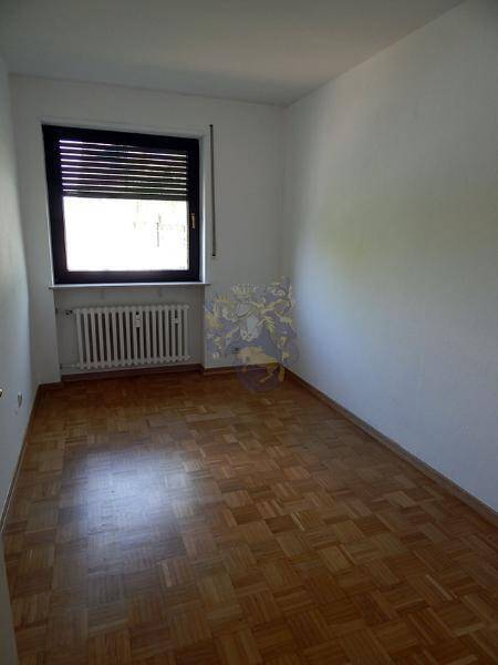 Großzügige 4-Zimmer-Wohnung mit Balkon & Garage in Trier-Pfalzel - Ruhig & zentral wohnen