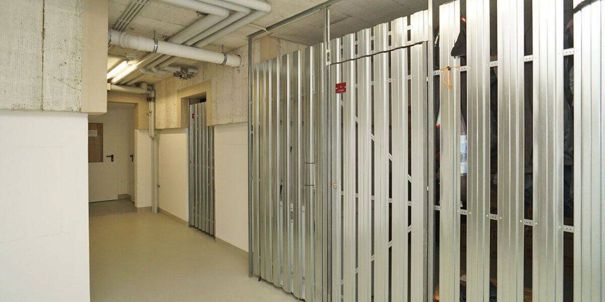 Etagenwohnung Dresden Naußlitz - 3 Zimmer, 81 m&sup2;, 1.215&euro; | Angebot:25821097