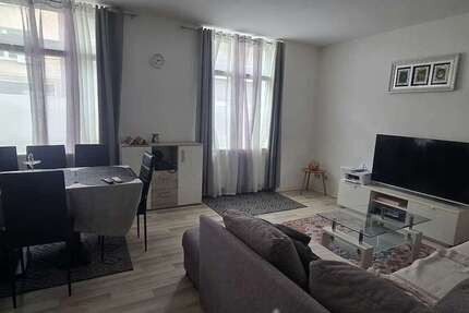 Wohnung Duisburg - 2 Zimmer, 70 m&sup2;, 620&euro; | Angebot:27261811
