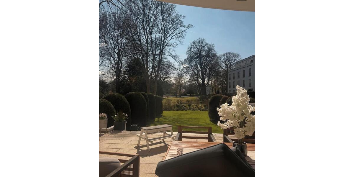 Traumhafte 4-Zimmer-Wohnung mit eigenem Garten - Feenteich 4 zimmer