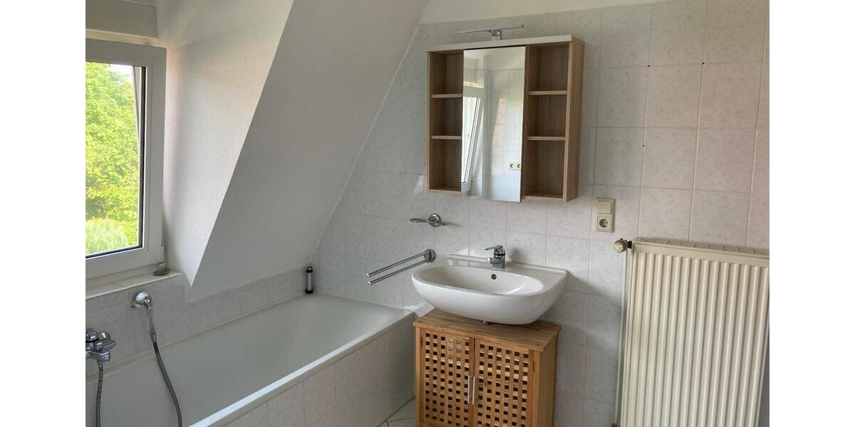 Dachgeschoßwohnung Goldenstedt - 3 Zimmer, 70 m&sup2;, 560&euro; | Angebot:25474170