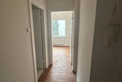 Bitte unsere Fragen beachten! HH-Barmbek - zentrale 2 Zimmer Wohnung