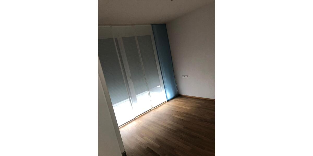 Etagenwohnung Mengen - 3 Zimmer, 66 m&sup2;, 800&euro; | Angebot:25976192