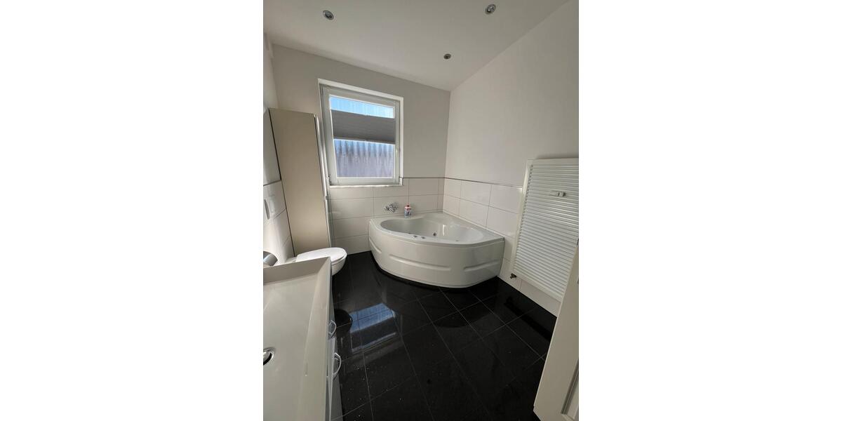 Etagenwohnung Düsseldorf Stadtbezirk 5 - 1 Zimmer, 12 m&sup2;, 660&euro; | Angebot:26552485