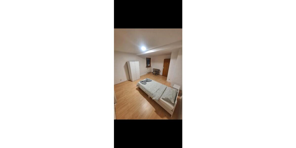 Wohnen auf Zeit Hechingen - 5 Zimmer, 20 m&sup2;, 600&euro; | Angebot:26212602