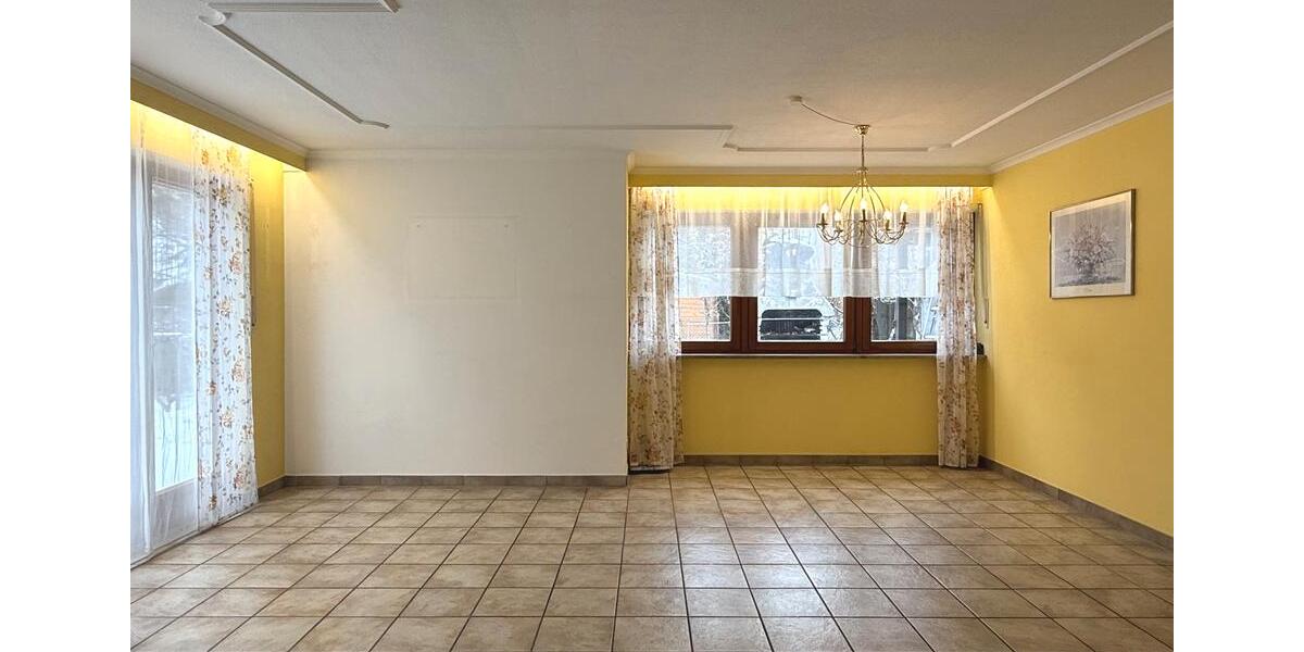 Einfamilienhaus Nürnberg Holzheim - 6 Zimmer, 200 m&sup2;, 2.200&euro; | Angebot:24715191