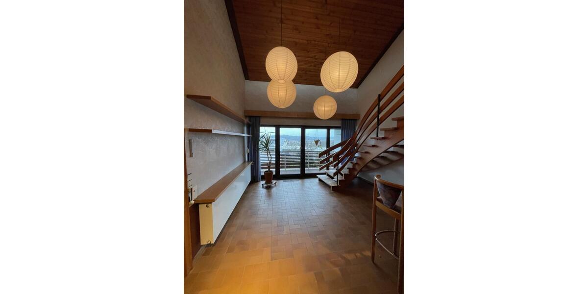 Erdgeschoßwohnung Frankenberg (Eder) - 5 Zimmer, 165 m&sup2;, 1.100&euro; | Angebot:23908357