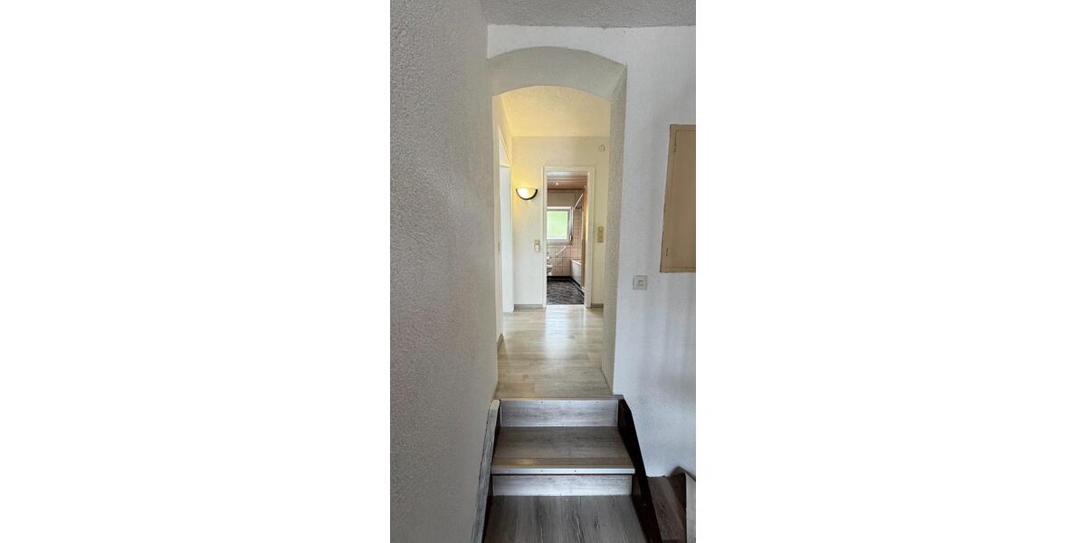 Einfamilienhaus Bad Hersfeld - 5 Zimmer, 120 m&sup2;, 1.200&euro; | Angebot:25872768