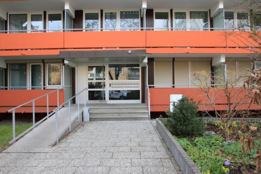 1. Zimmer Wohnung (unmöbliert), Erlangen Stadtteil 