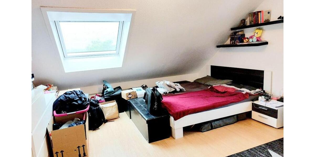 Dachgeschoßwohnung Dudenhofen - 3 Zimmer, 90 m&sup2;, 950&euro; | Angebot:26579068