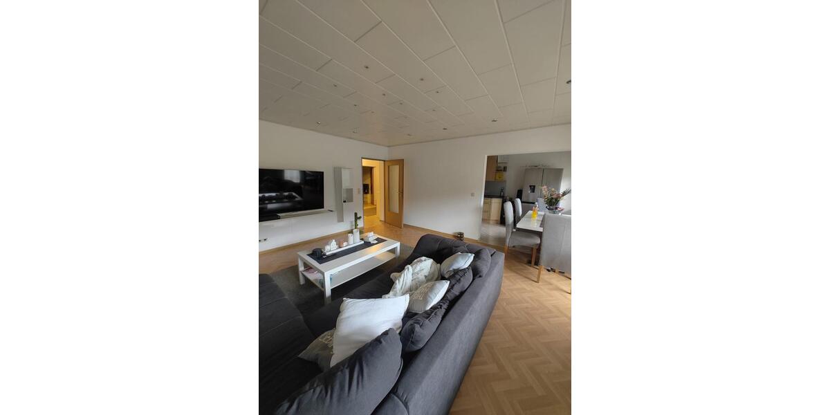 Erdgeschoßwohnung Walldürn - 3 Zimmer, 89 m&sup2;, 800&euro; | Angebot:25106614