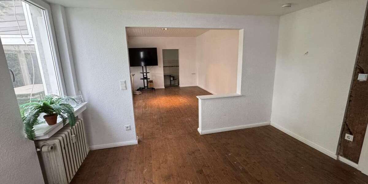 Etagenwohnung Borgholzhausen - 11 Zimmer, 190 m&sup2;, 2.200&euro; | Angebot:26788671