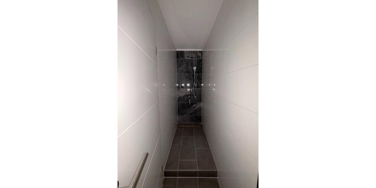 Erstbezug! 123 Zimmer Wohnung zur Verfügung 3 zimmer