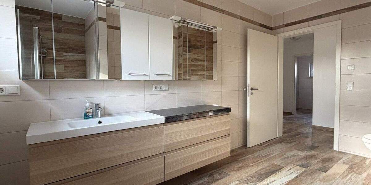 Etagenwohnung Bielefeld / Senne Senne - 3 Zimmer, 107 m&sup2;, 1.289&euro; | Angebot:26161161