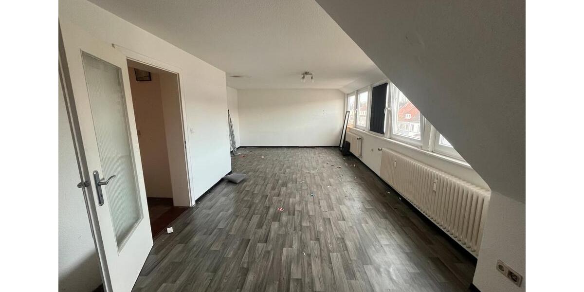 Dachgeschoßwohnung Bremen Neustadt - 1 Zimmer, 42 m&sup2;, 748&euro; | Angebot:24727906
