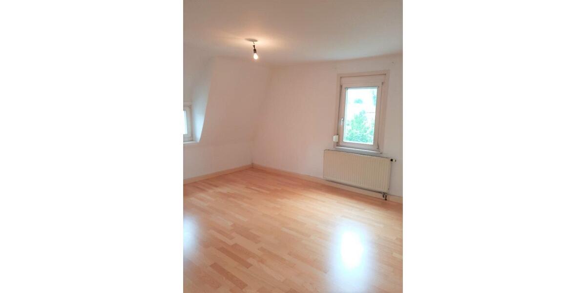 Wohnen auf Zeit Nürtingen - 4 Zimmer, 16 m&sup2;, 360&euro; | Angebot:24814835