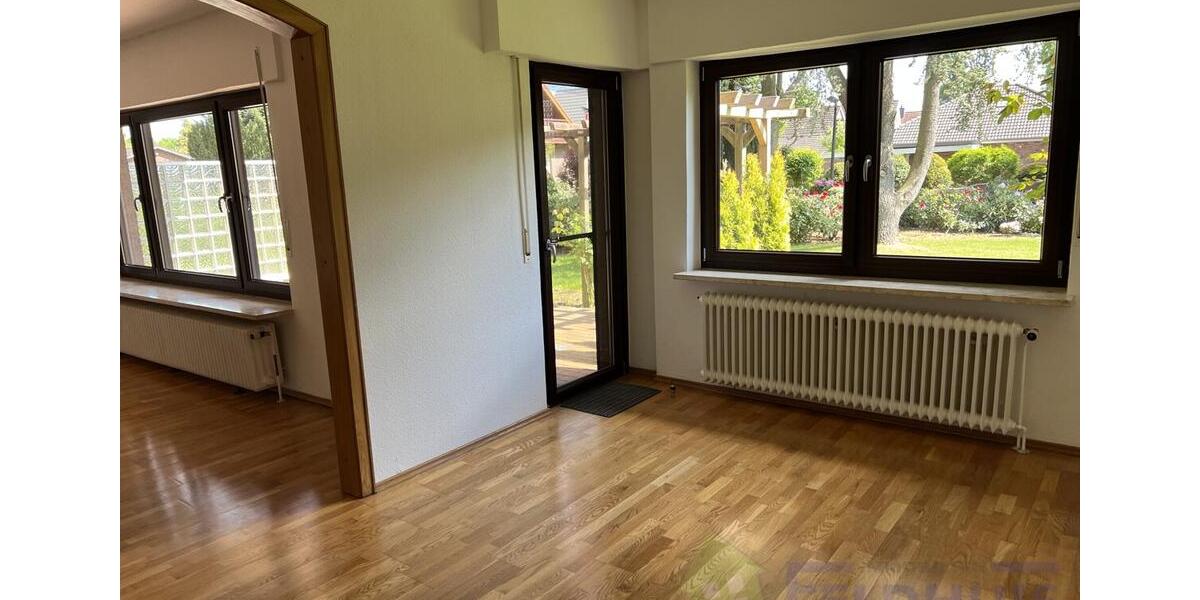 Erdgeschoßwohnung Moormerland - 5 Zimmer, 117 m&sup2;, 780&euro; | Angebot:24771924